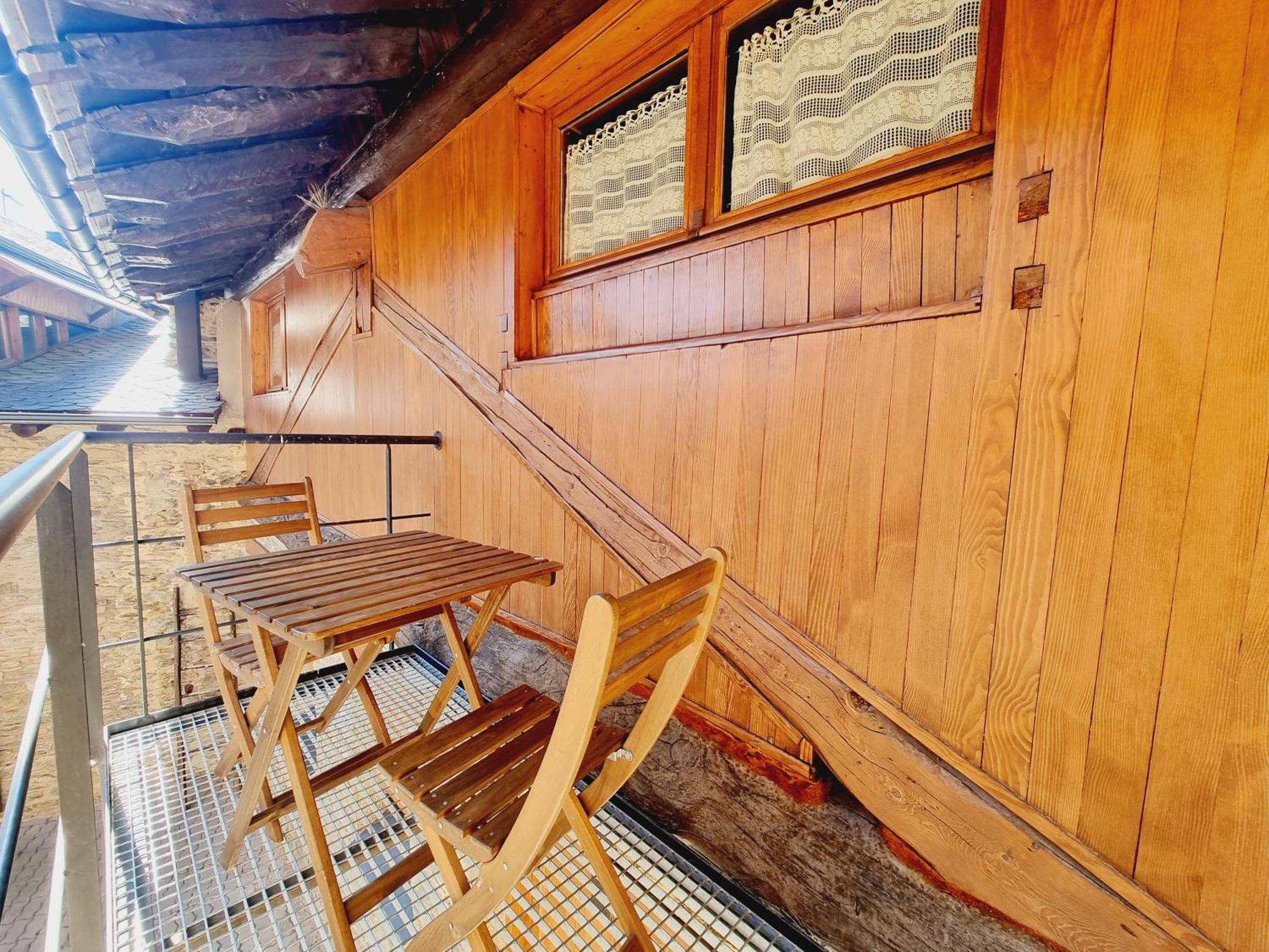 Apto Rustico En Osseja Apartment ภายนอก รูปภาพ